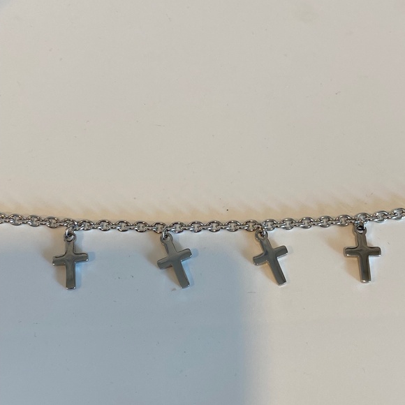 Women’s 7” Stainless Steel cross bracelet - Picture 1 of 4